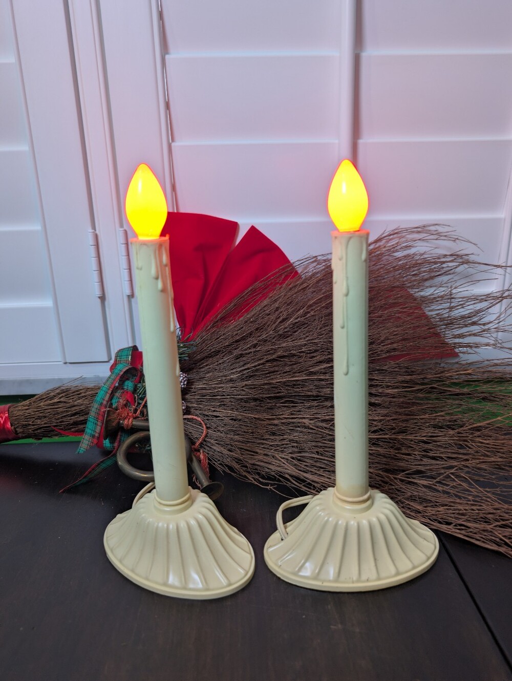 Set of 2 Vintage Style Electric Candle Lamps - Cream with Amber Flame